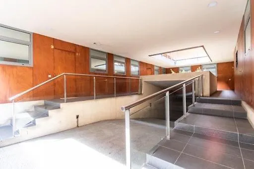 Petit Luxe Mutua Apartment Terrassa 0*,